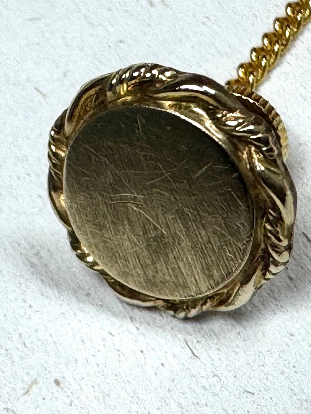 Vintage ANSON 12K Gold Filled (blank) Monogram Medallion Tie Tack/Lapel Pin - Picture 3 of 7